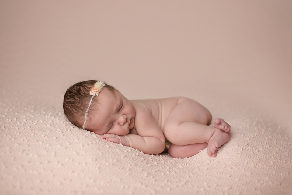 newborn-baby-photo-session-sk