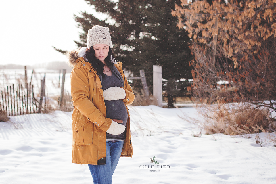 beautiful baby bump saskatoon maternity photographer 10