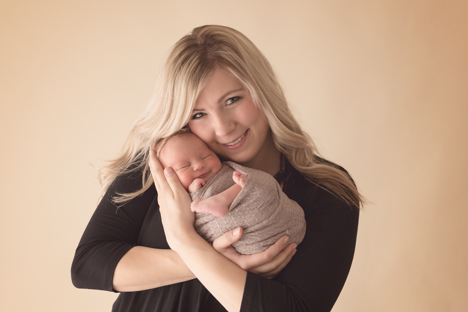 saskatoon professional baby photographer studio session-7